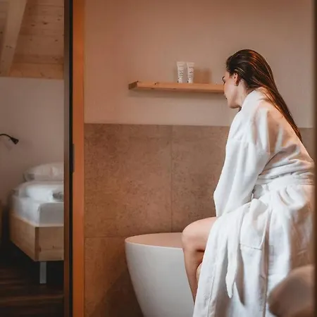 Lägenhet Hidden Retreats Alpine Edge