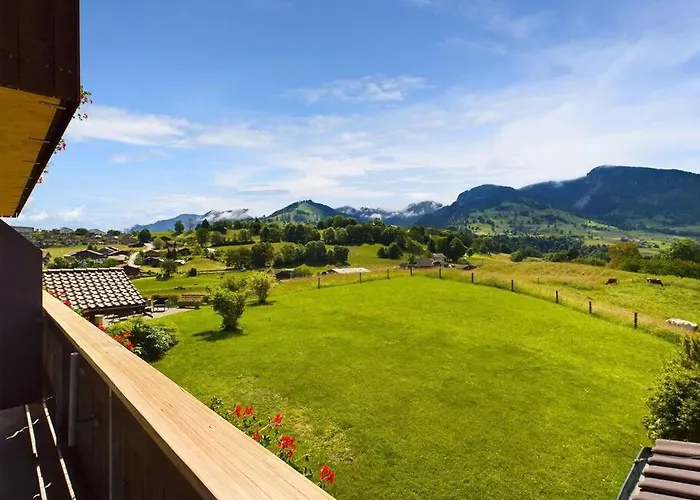 アパート Hidden Retreats Alpine Edge *